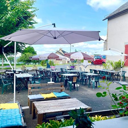 Auberge Le Beaulieu -Cantal エクステリア 写真