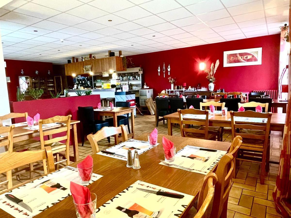 Auberge Le Beaulieu -Cantal エクステリア 写真